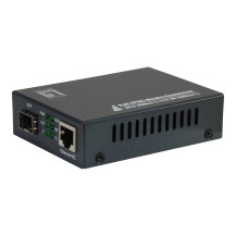 LevelOne GVT-2012 - Convertitore di media - 1GbE - 10Base-T, 1000Base-SX, 100Base-TX, 1000Base-T - RJ-45 / SFP (mini-GBIC)