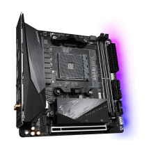 Gigabyte B550I AORUS PRO AX - 1.0 - Scheda madre - Mini-ITX - Socket AM4 - Scheda madre AMD B550 - USB-C Gen2, USB 3.2 Gen 1, US