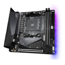Gigabyte B550I AORUS PRO AX - 1.0 - Scheda madre - Mini-ITX - Socket AM4 - Scheda madre AMD B550 - USB-C Gen2, USB 3.2 Gen 1, US