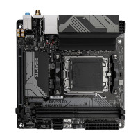 Gigabyte A620I AX - 1.0 - Scheda madre - Mini-ITX - Socket AM5 - Chipset AMD A620 - USB 3.2 Gen 1, USB-C 3.2 Gen 1, USB 3.2 Gen 