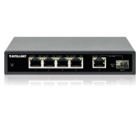 Intellinet Switch - 4 x 10/100/1000 (PoE+) + 1 x Combo Gigabit SFP/RJ-45 (Uplink)