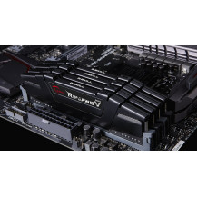 G.Skill Ripjaws V - DDR4 - kit - 32 GB: 4 x 8