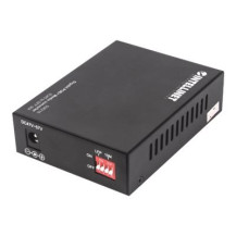 Intellinet Gigabit PoE+ Convertitore di Media, 1 x Porta 1000Base-T RJ45 a 1 x Porta SFP, Iniettore PoE+ - Convertitore di media