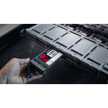 Kingston DC600M - SSD - Uso misto - 7,68 TB - interno - 2,5" (6,4 cm)