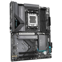 Gigabyte X870 EAGLE WIFI7 - Scheda madre - ATX - Socket AM5 - Scheda madre AMD X870 - USB-C 3.2 Gen 2x2, USB4, USB 3.2 Gen 1, US