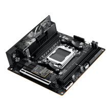 ASUS ROG STRIX X870-I GAMING WIFI - Scheda madre - Mini-ITX - Socket AM5 - Scheda madre AMD X870 - USB4, USB 3.2 Gen 2, USB-C 3.