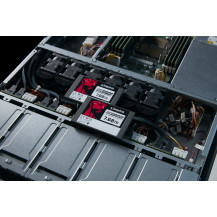 Kingston DC600ME - SSD - Uso misto - crittografato - 7,68 TB - interno - 2,5" (6,4 cm)