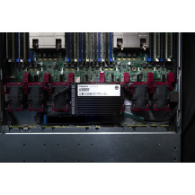 Kingston DC3000ME - SSD - Aziendale - crittografato - 3,84 TB - interno - 2,5" (6,4 cm)