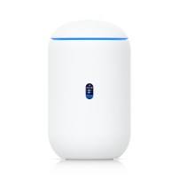 Ubiquiti Dream Router 7 - Router Wireless a 3-port switch