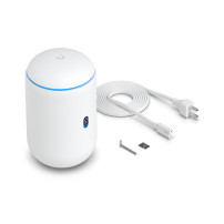 Ubiquiti Dream Router 7 - Router Wireless a 3-port switch