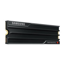 Samsung 9100 PRO SSD Heatsink NVMe M.2 4 TB PCIe 5.0 14.800 MB/s in lettura 13.400 in scrittura
